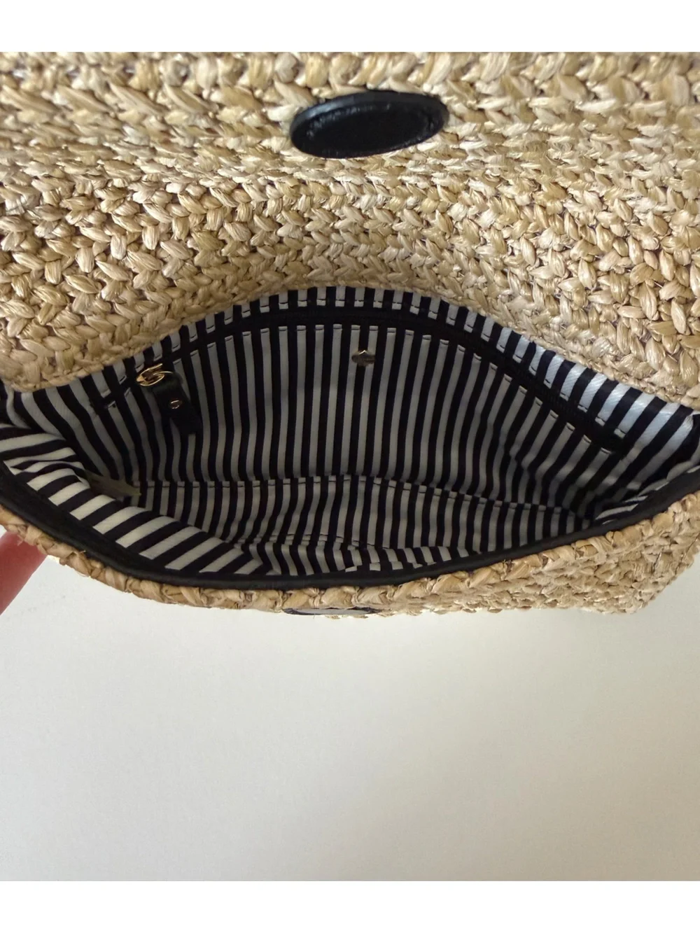 New Kate Spade Mini Carson Cobble Hill Straw Crossbody Bag in Natural and Black